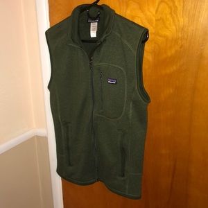 Green Patagonia vest